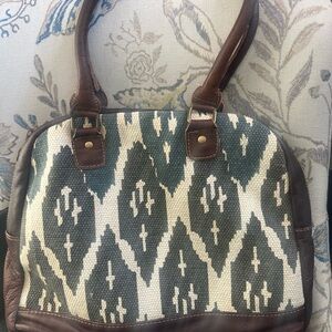 Myra Bag devour Tote Bag